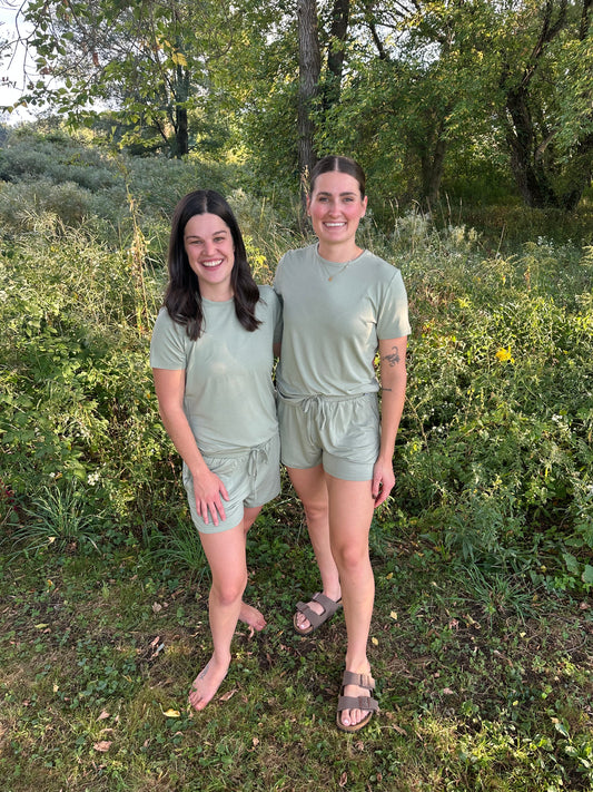 Grove Women’s Short Set